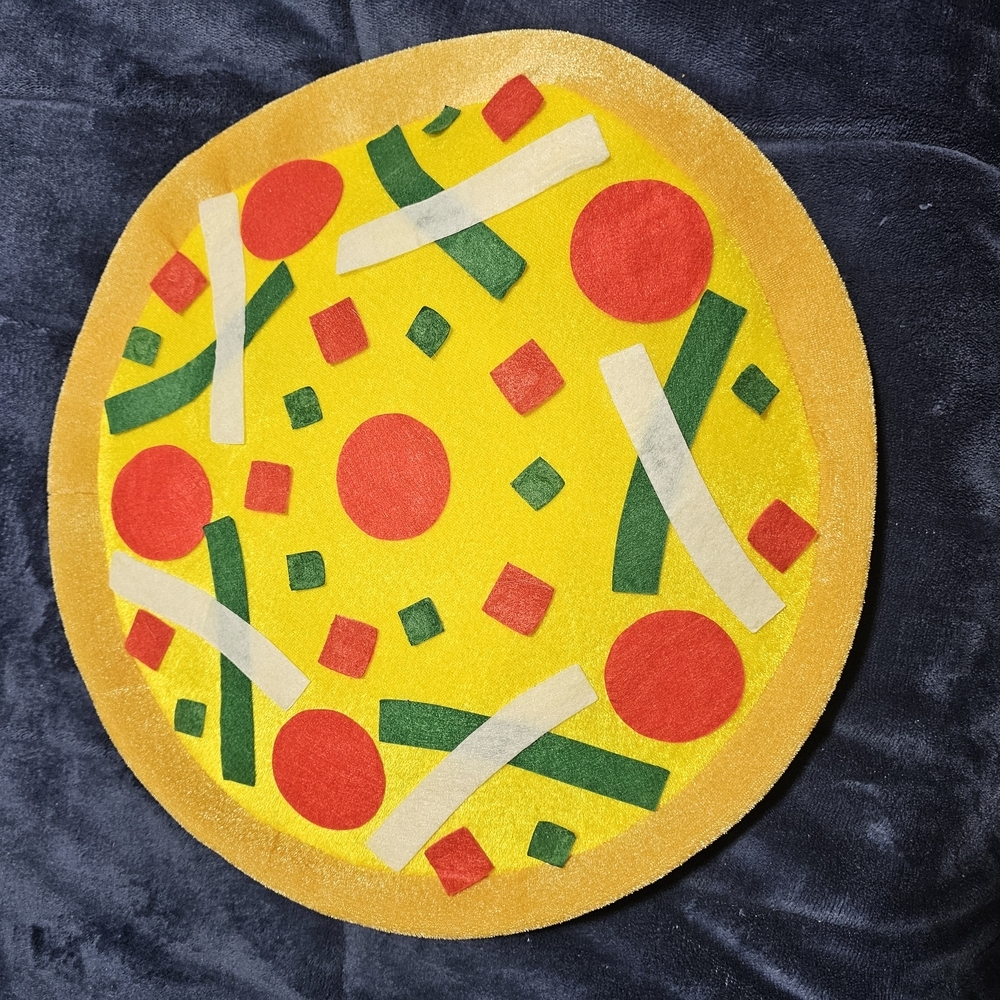Colorful Pizza-Themed Felt Mat